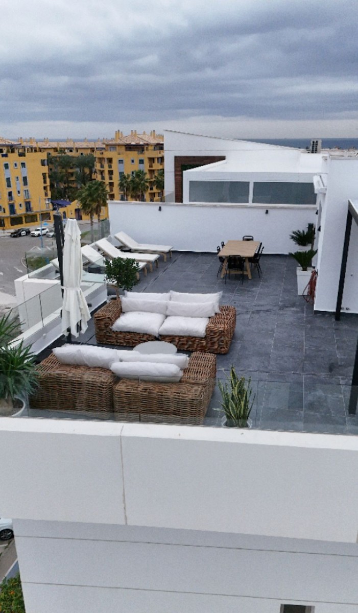 Appartamento a Marbella, Malaga, Spagna 3 camere da letto, 145 mq. N° 192385