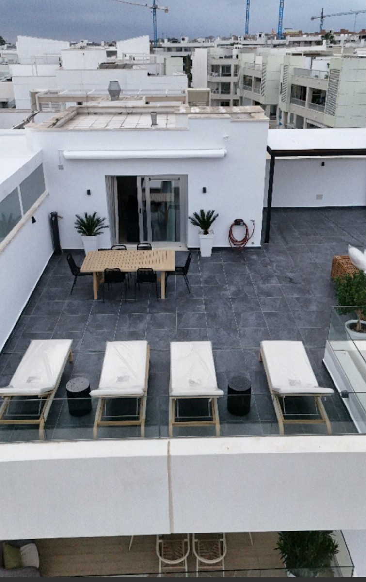 Appartamento a Marbella, Malaga, Spagna 3 camere da letto, 145 mq. N° 192385