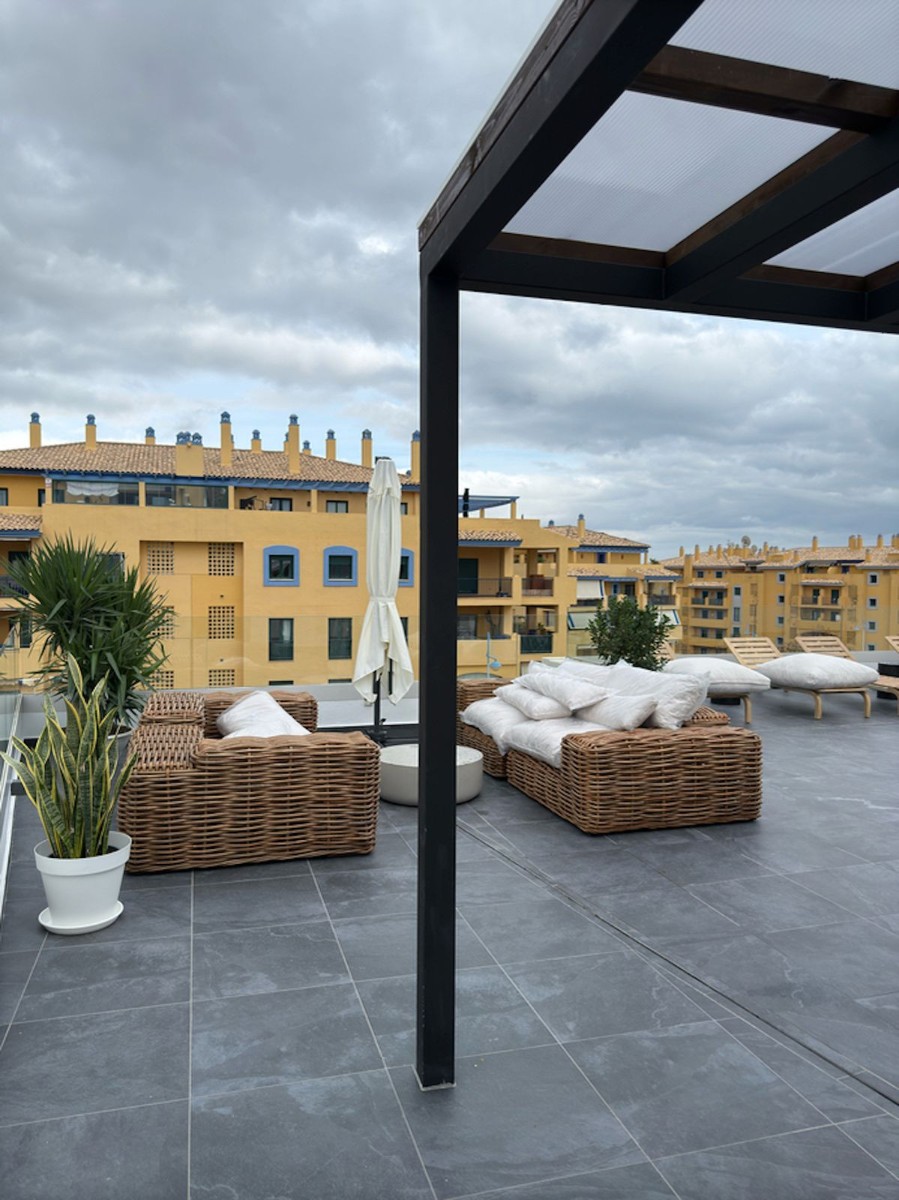 Appartamento a Marbella, Malaga, Spagna 3 camere da letto, 145 mq. N° 192385