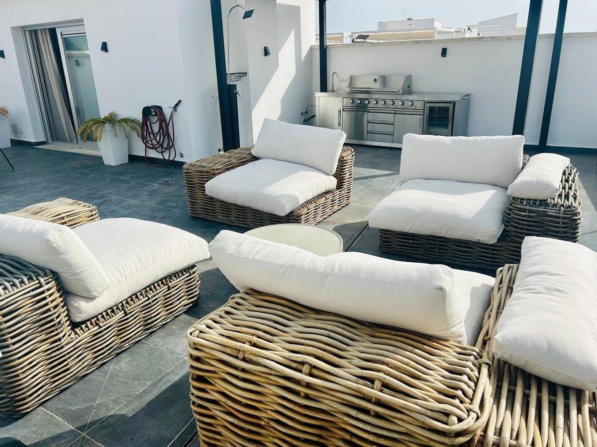 Appartamento a Marbella, Malaga, Spagna 3 camere da letto, 145 mq. N° 192385