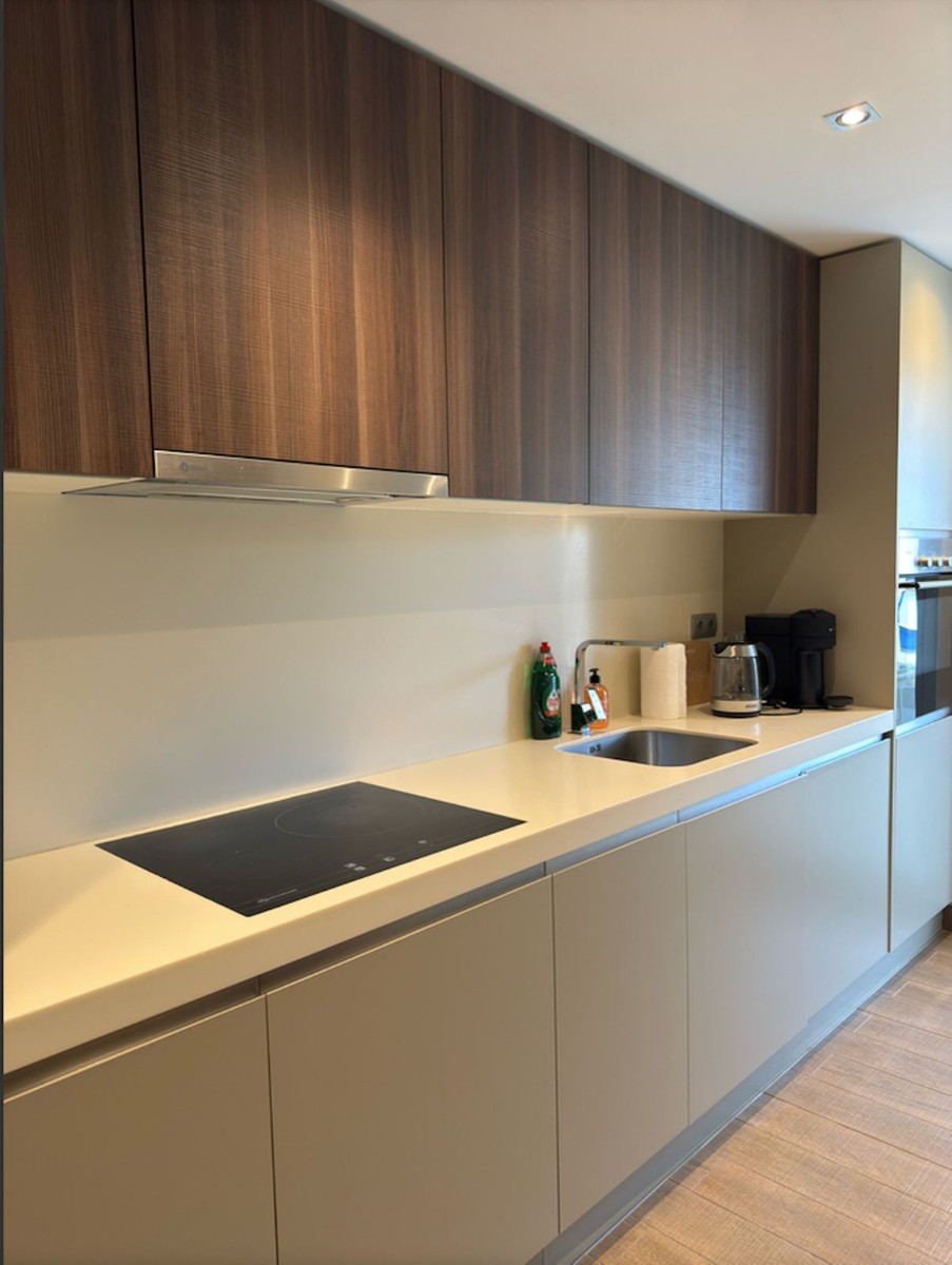 Appartamento a Marbella, Malaga, Spagna 3 camere da letto, 145 mq. N° 192385
