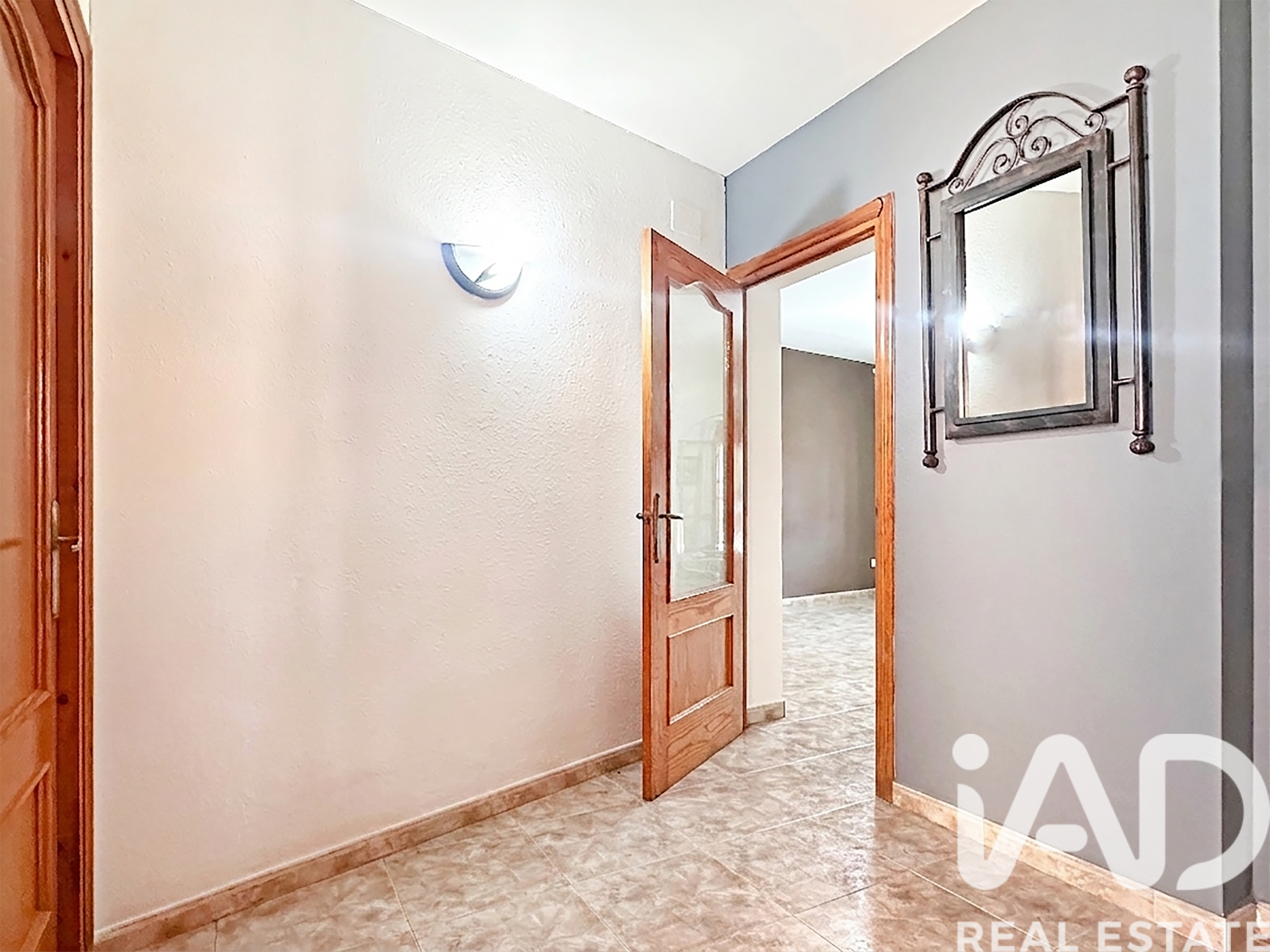 House à Roda de Berà, Tarragona, Espagne 4 chambres, 180 m2 No. 172857