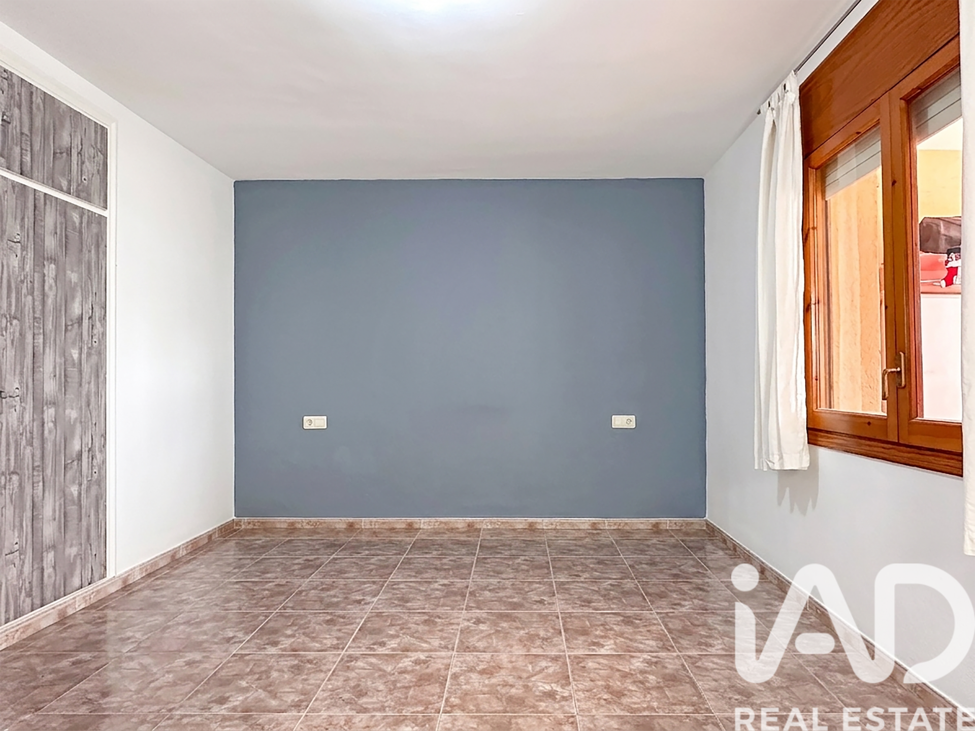House à Roda de Berà, Tarragona, Espagne 4 chambres, 180 m2 No. 172857