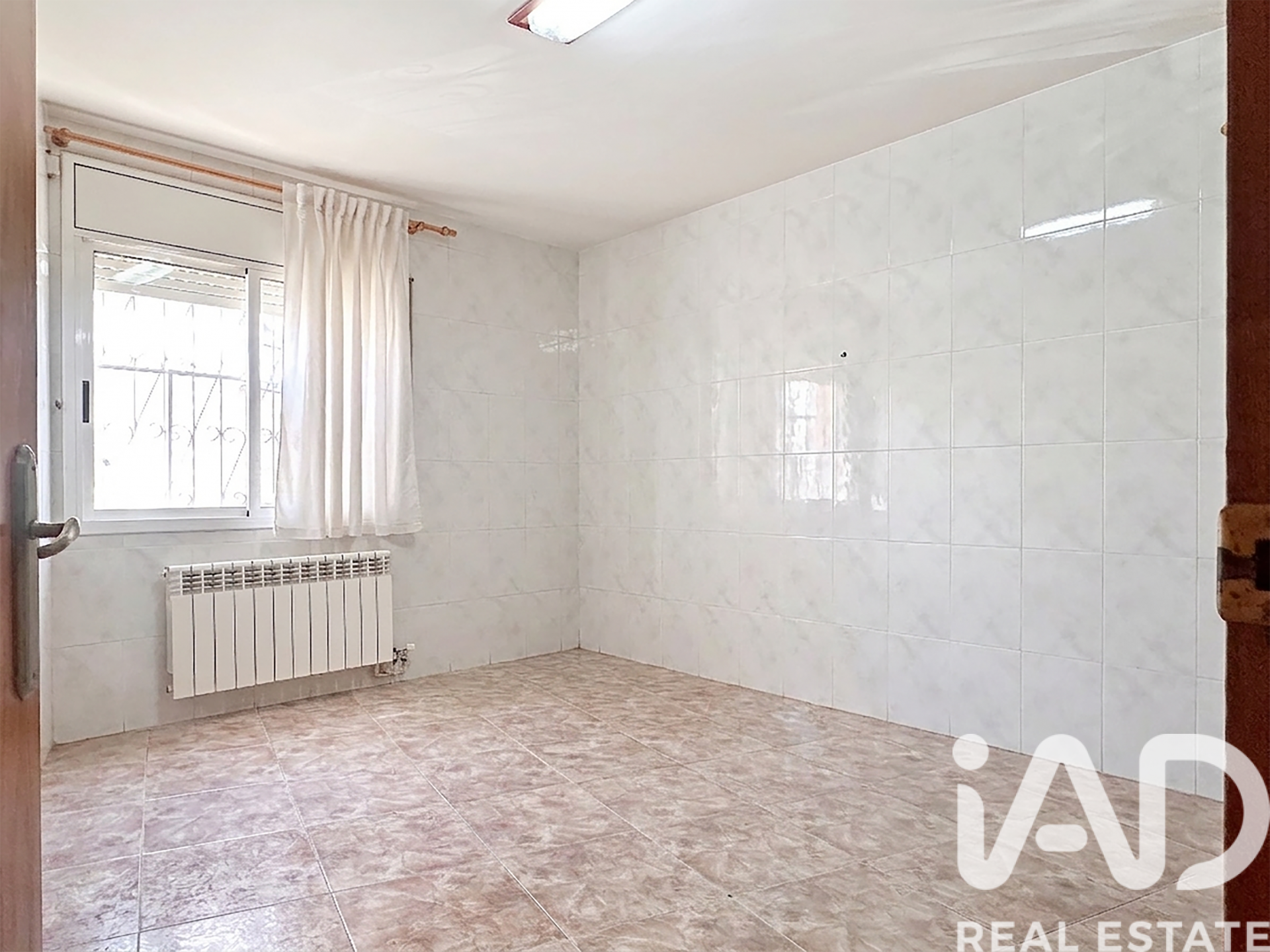 House à Roda de Berà, Tarragona, Espagne 4 chambres, 180 m2 No. 172857