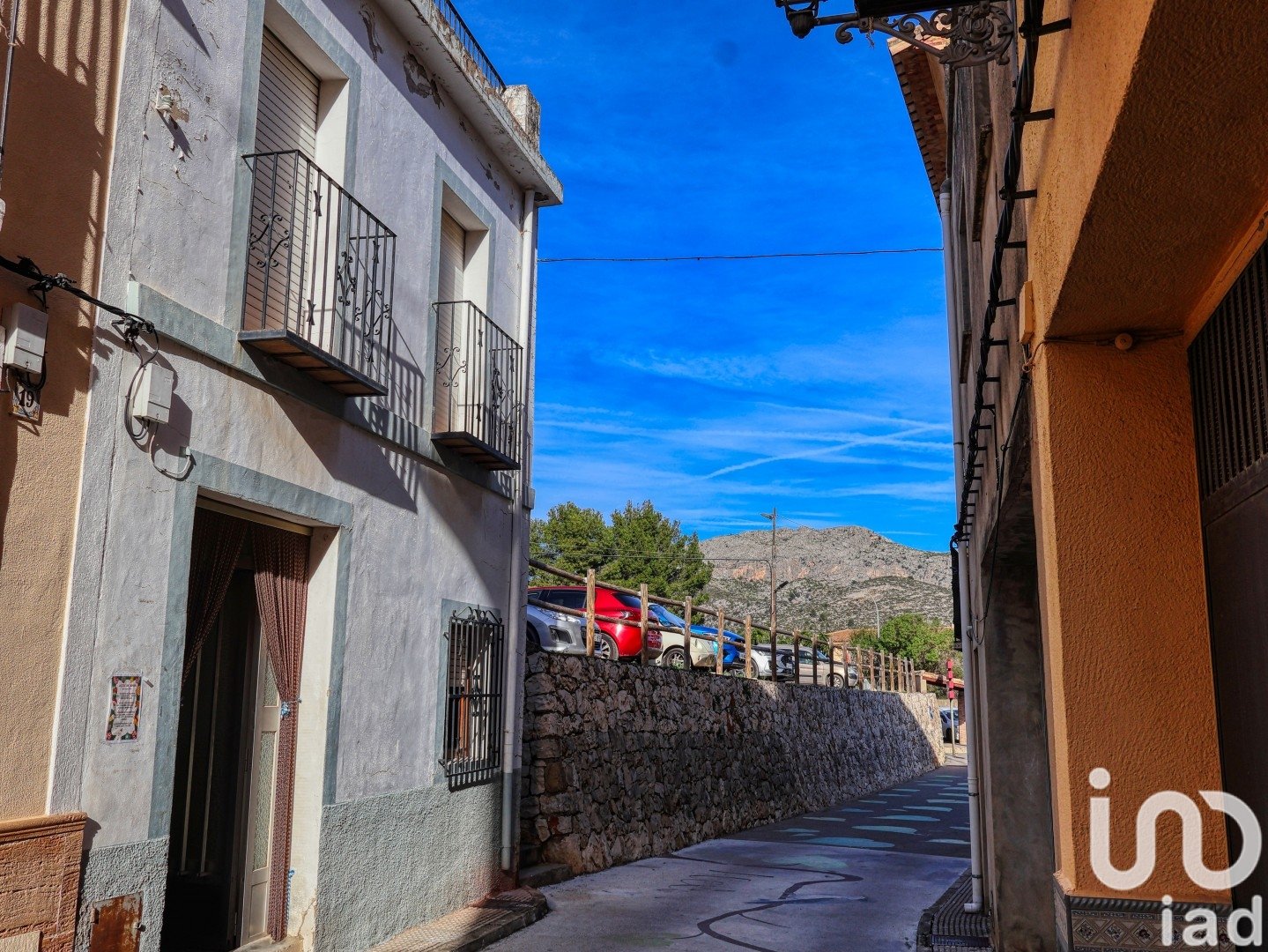 Townhouse in Fleix, Alicante, Spain 4 bedrooms, 165 sq.m. No. 186005