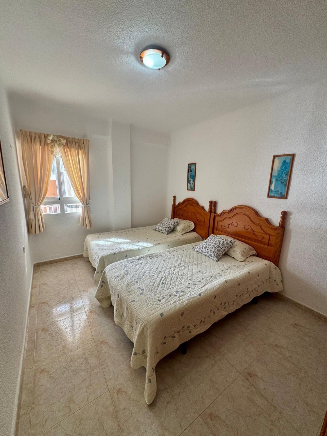 Apartamento en Torrevieja, Alicante, España 4 dormitorios, 127 m2 No. 165855