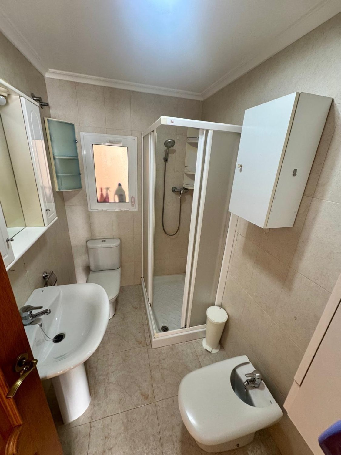 Apartamento en Torrevieja, Alicante, España 4 dormitorios, 127 m2 No. 165855
