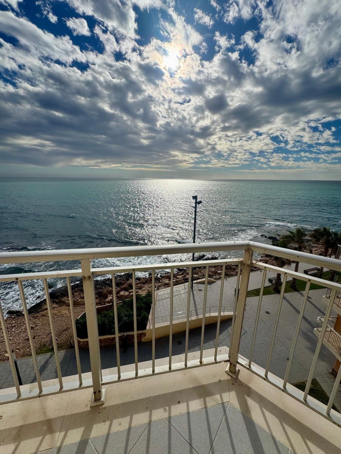 Apartamento en Torrevieja, Alicante, España 4 dormitorios, 127 m2 No. 165855