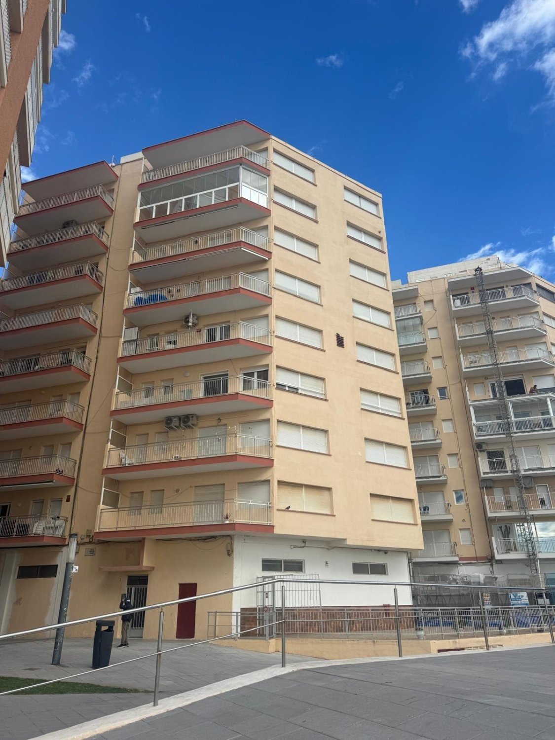 Apartamento en Torrevieja, Alicante, España 4 dormitorios, 127 m2 No. 165855