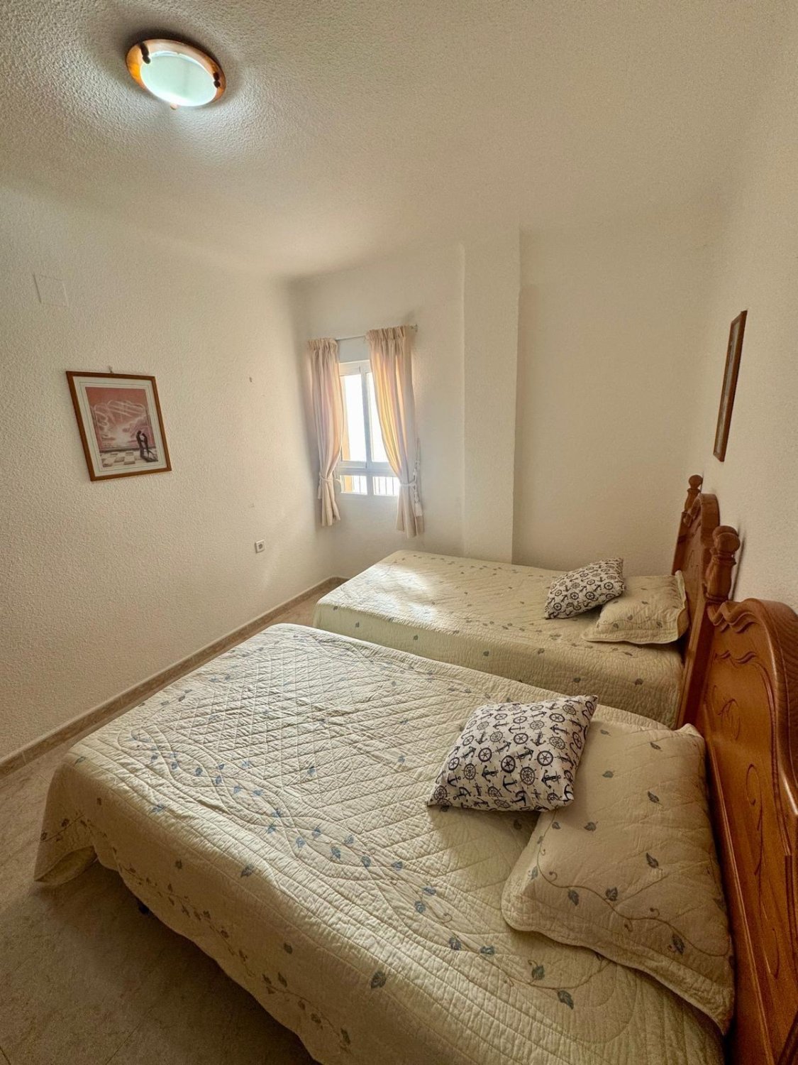 Apartamento en Torrevieja, Alicante, España 4 dormitorios, 127 m2 No. 165855