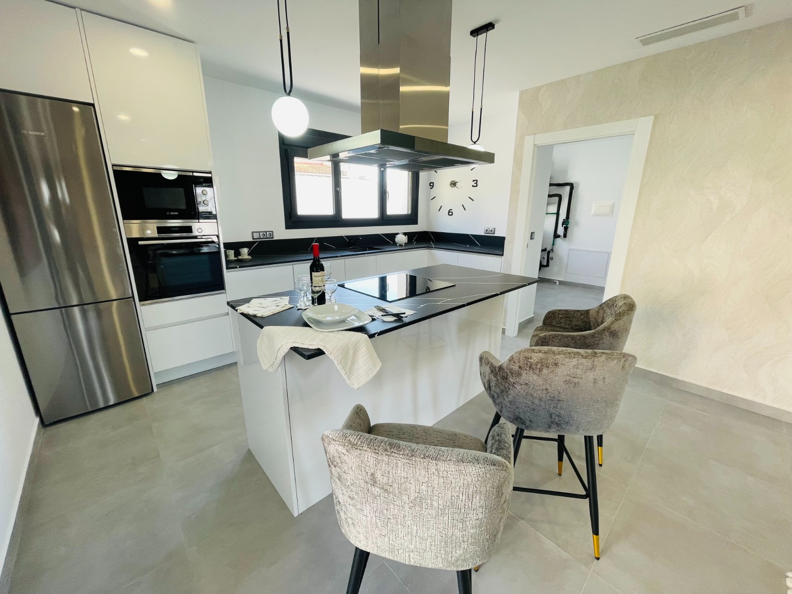 Villa à Torrevieja, Alicante, Espagne 5 chambres, 368 m2 No. 188619