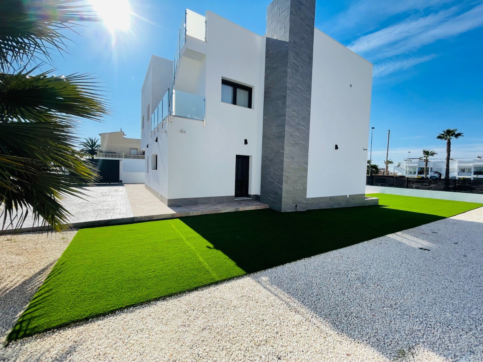 Villa à Torrevieja, Alicante, Espagne 5 chambres, 368 m2 No. 188619
