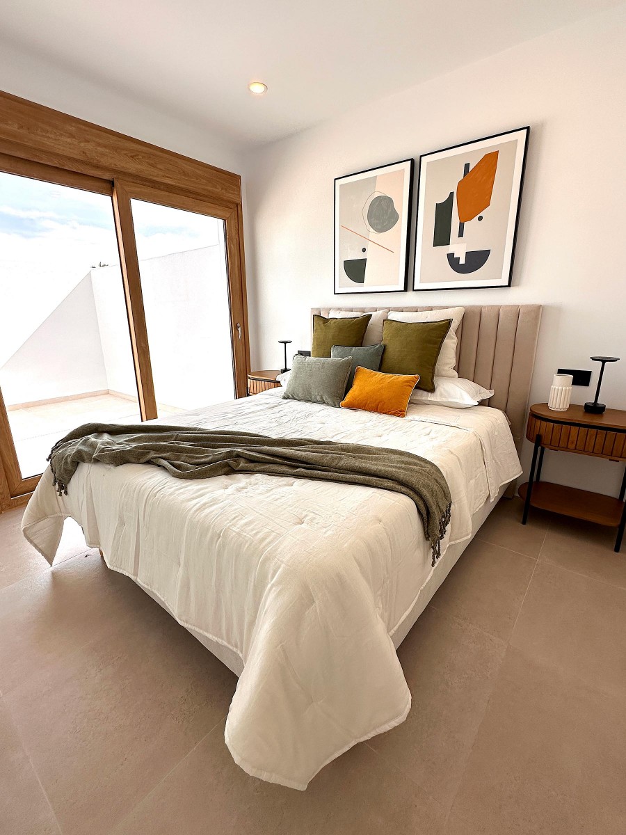 Bungalow i Pilar de la Horadada, Alicante, Spanien 3 sovrum, 85 kvm. Nr. 163013