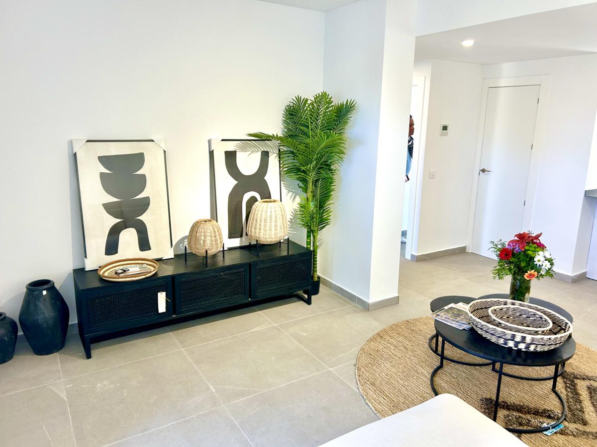 Apartment à Denia, Alicante, Espagne 2 chambres, 87 m2 No. 80356