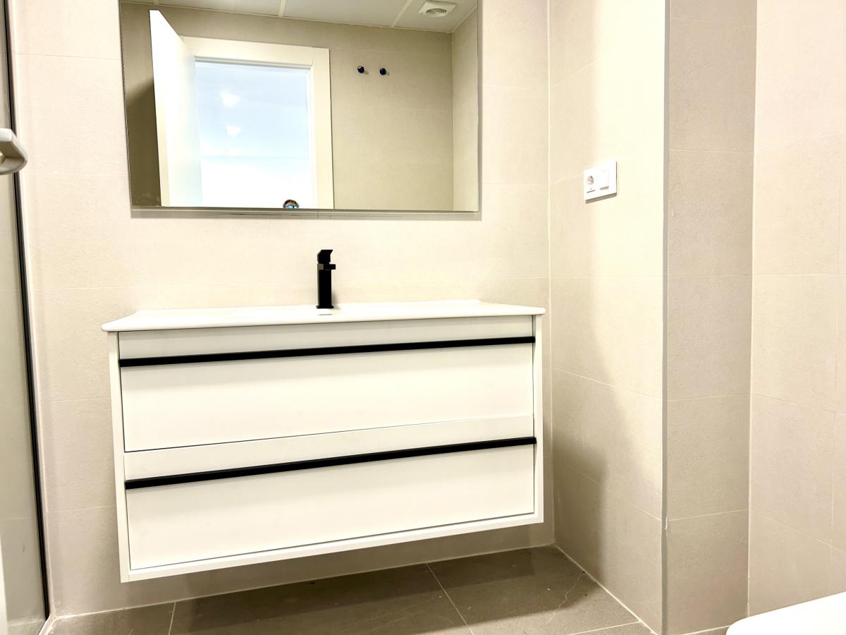 Apartment à Denia, Alicante, Espagne 2 chambres, 87 m2 No. 80356