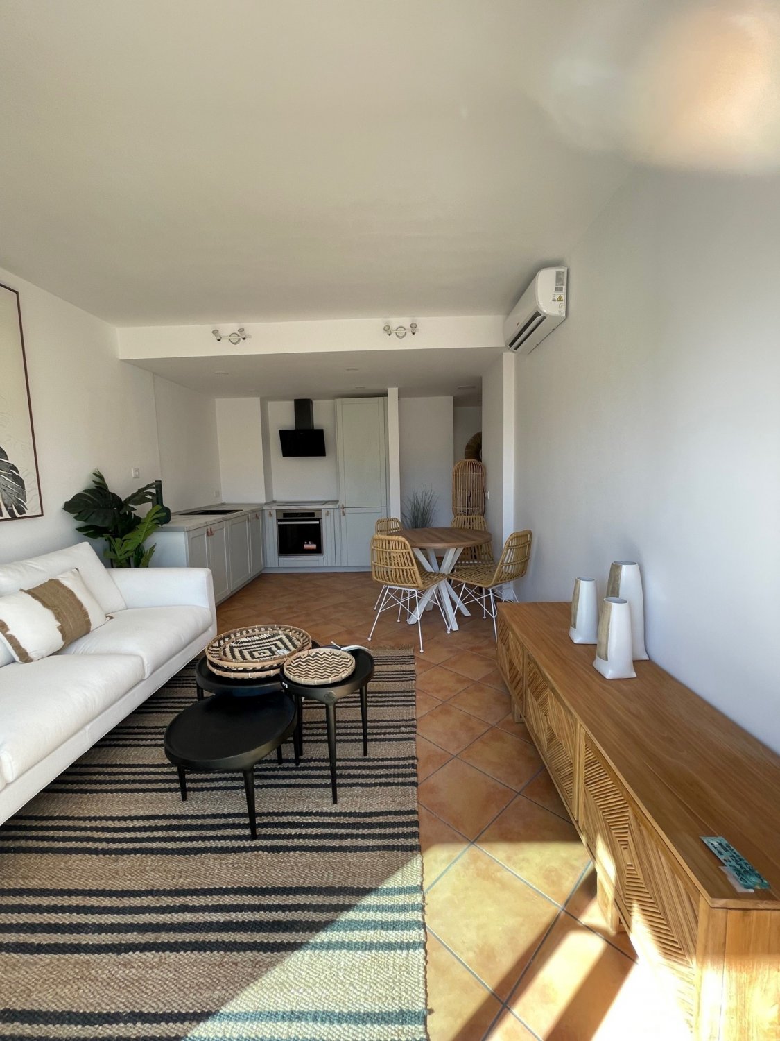 Квартира в Дения, Аликанте, Испания 1 спальня, 52м2 №80357