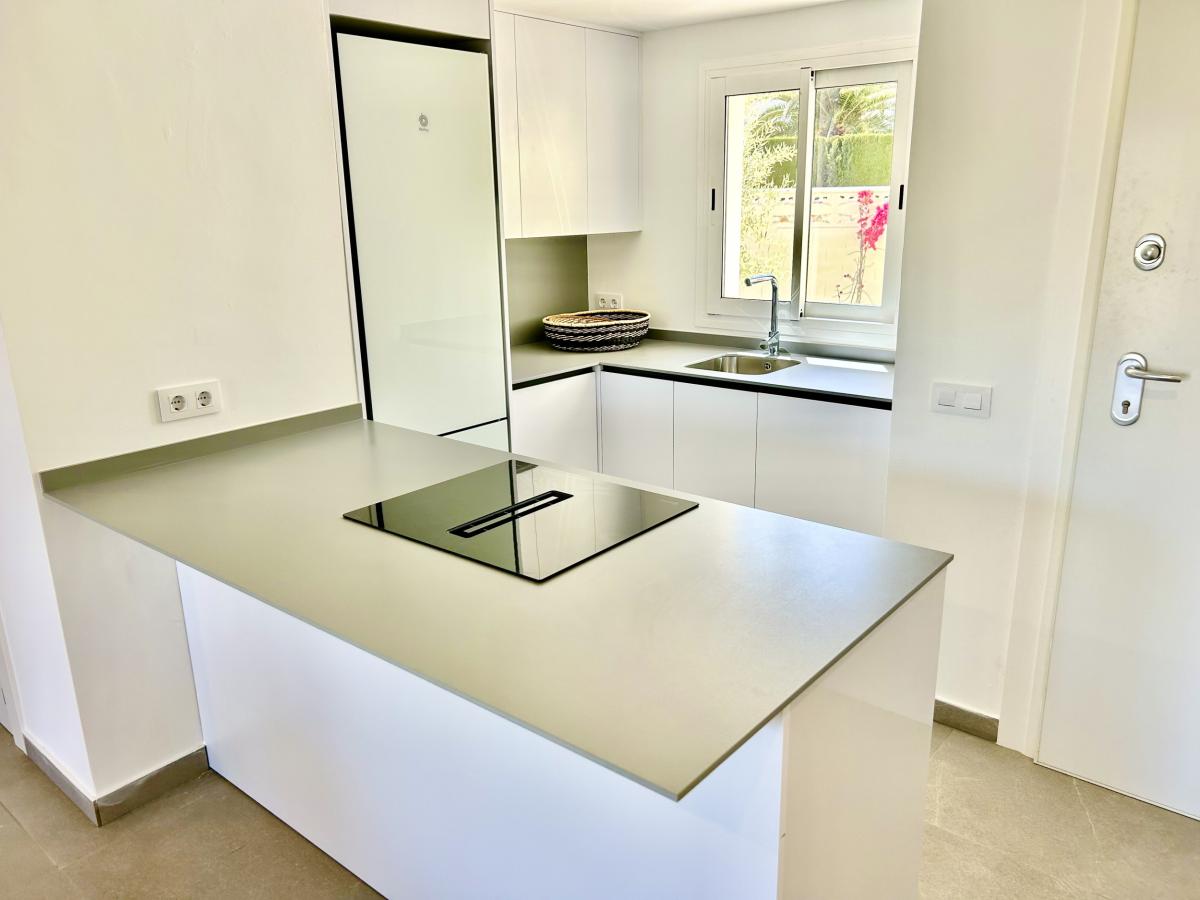 Квартира в Дения, Аликанте, Испания 1 спальня, 52м2 №80357