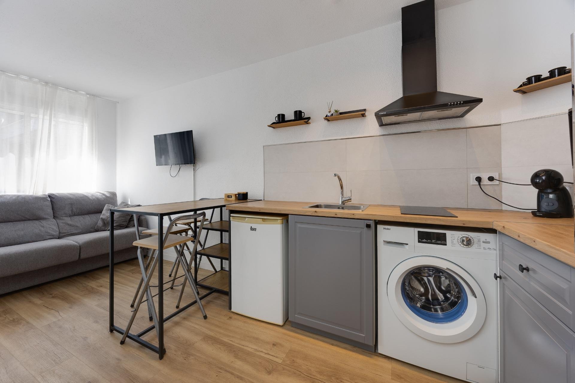 Apartment à Torrevieja, Alicante, Espagne 26 m2 No. 195641