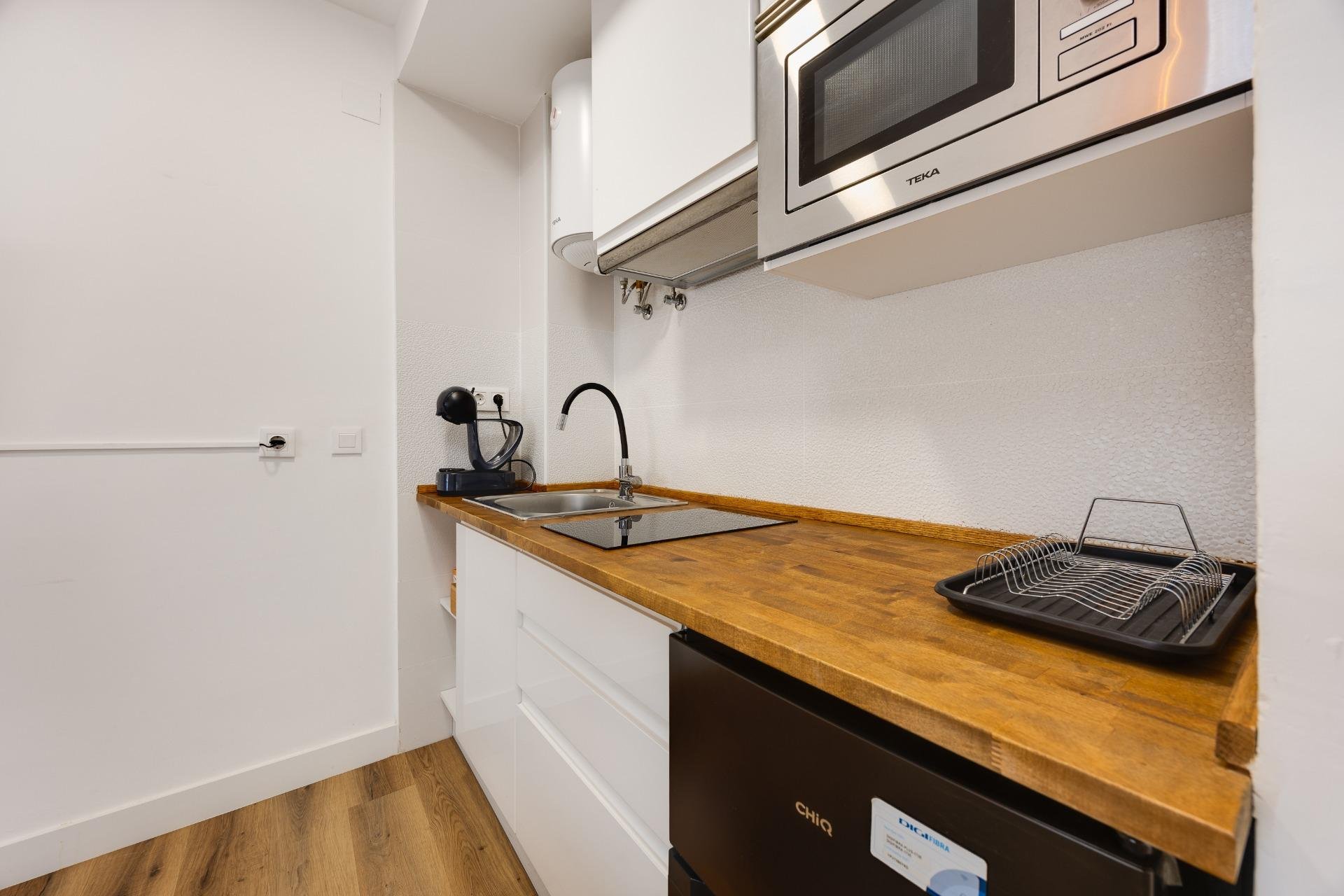 Apartment in Torrevieja, Alicante, Spain 24 sq.m. No. 195642