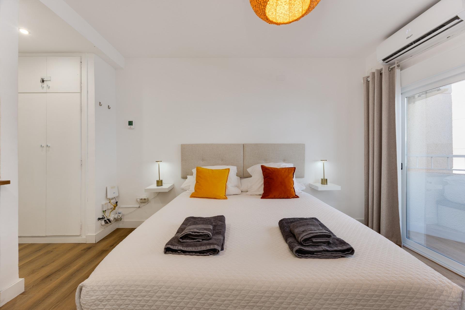 Apartment in Torrevieja, Alicante, Spain 24 sq.m. No. 195642