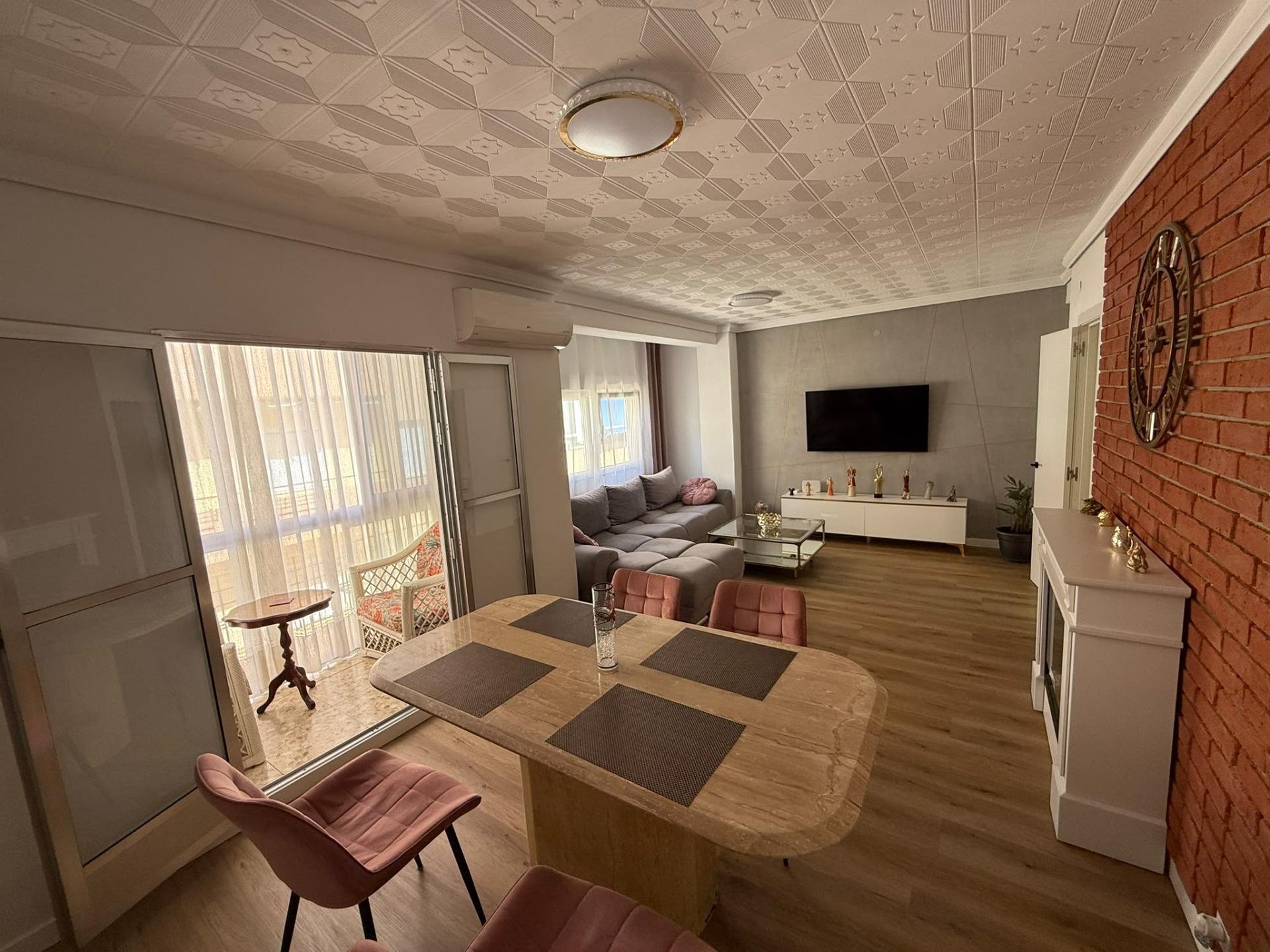 Dzīvoklis Alicante, Spānijā 90 m2 Nr. 195644