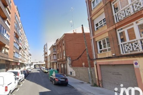 Land plot in Leon, Spain 353 sq.m. No. 185235