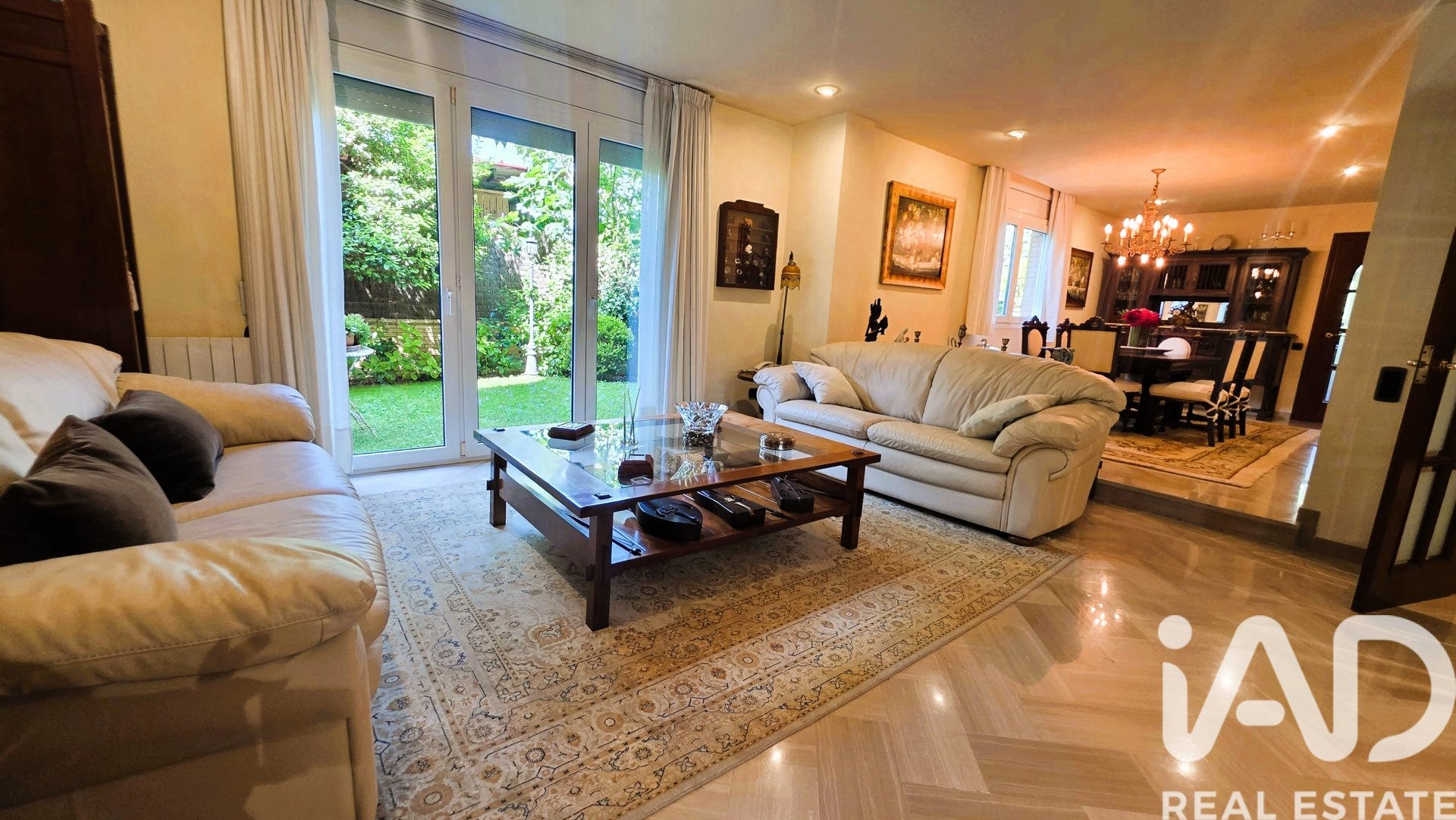 House à Sant Cugat Del Valles, Barcelona, Espagne 7 chambres, 690 m2 No. 188340