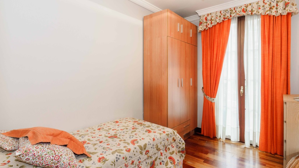 Apartamento en Sevilla, España 4 dormitorios, 164 m2 No. 119632