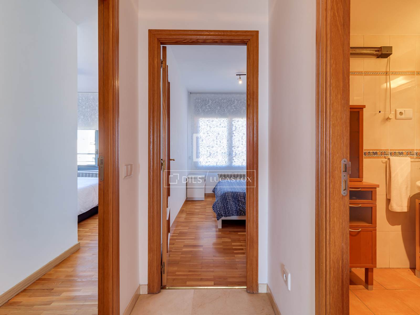 Dzīvoklis Barcelona, Spānijā 4 istabas, 86 m2 Nr. 192863