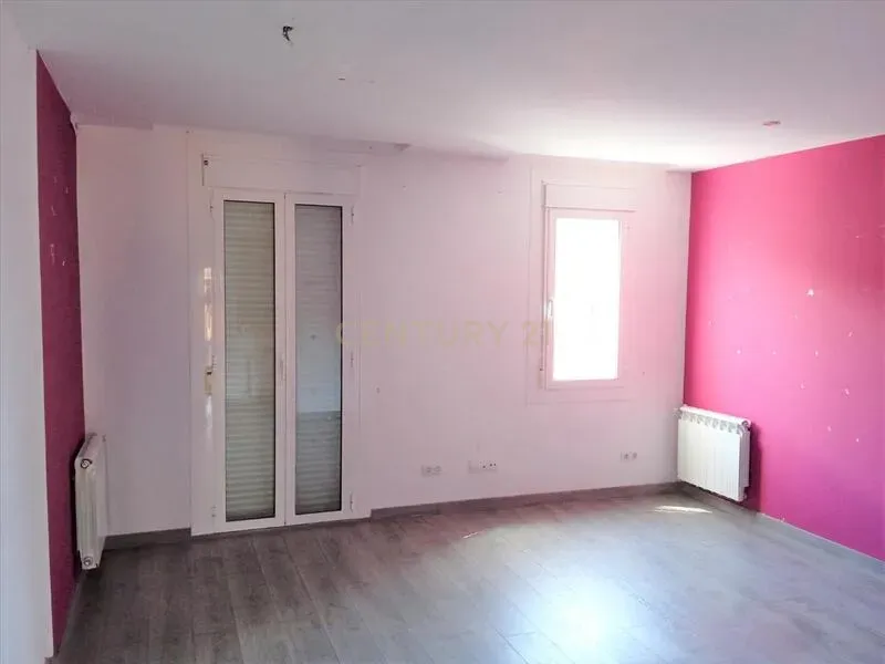 Talo Torello, Barcelona, Espanja 4 makuuhuonetta, 143 m2 No. 191600