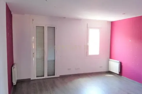 Māja Torello, Barcelona, Spānijā 4 istabas, 143 m2 Nr. 191600