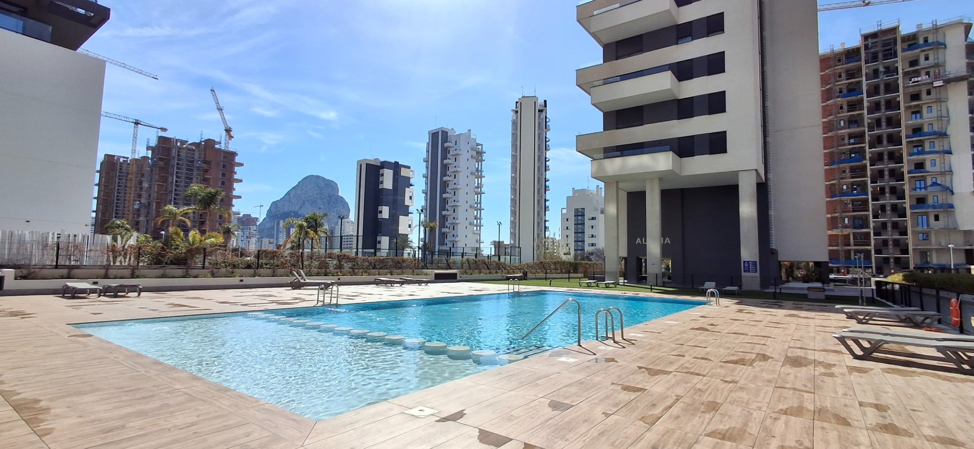 Apartamento en Calpe, Alicante, España 2 dormitorios, 168 m2 No. 193095