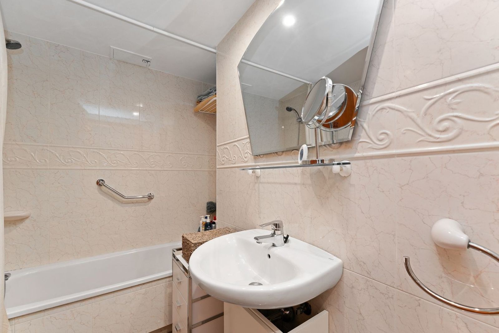 Apartment in Calafell, Tarragona, Spain 3 bedrooms, 123 sq.m. No. 172011
