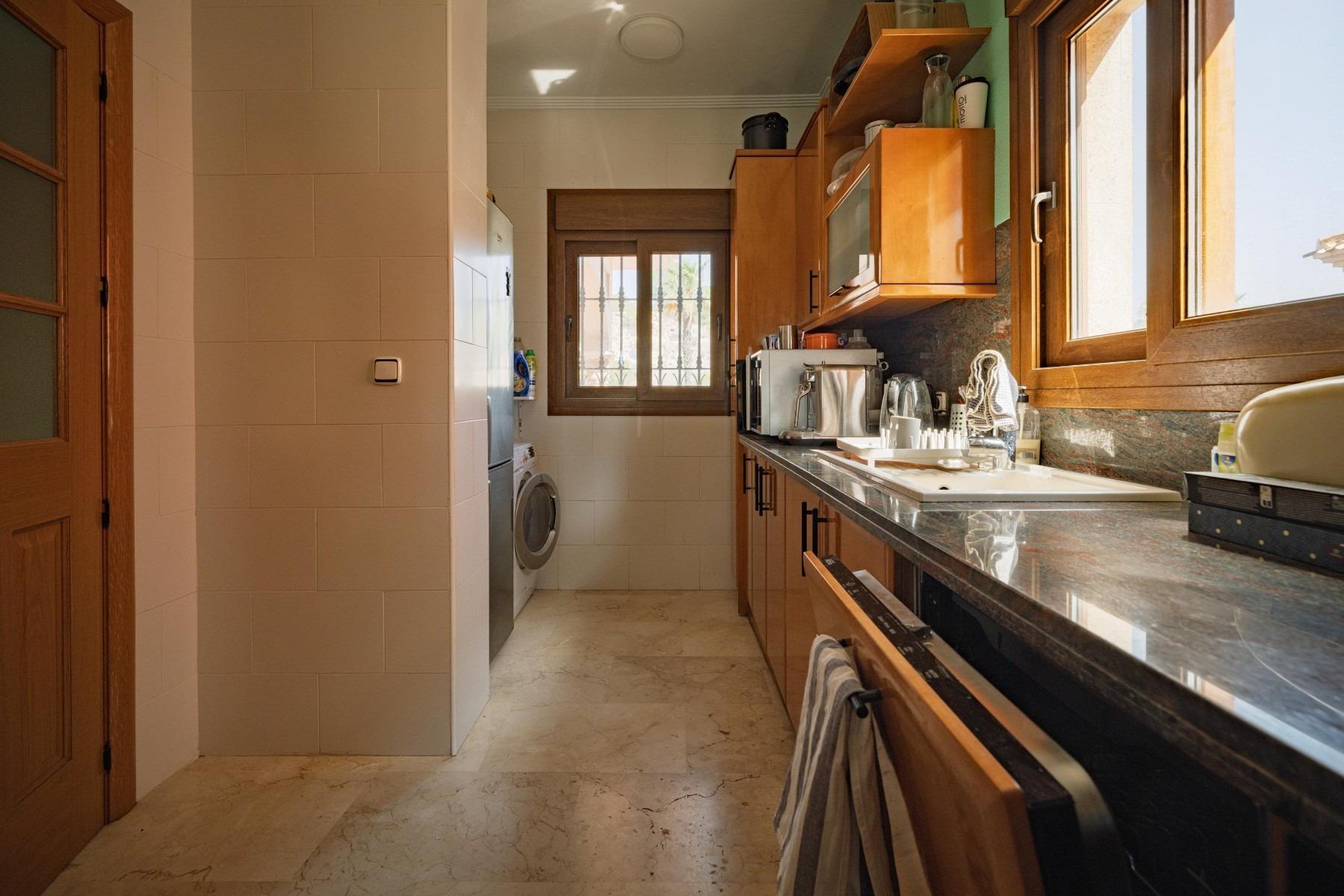 Apartamento en Alicante, España 3 dormitorios, 99 m2 No. 172009