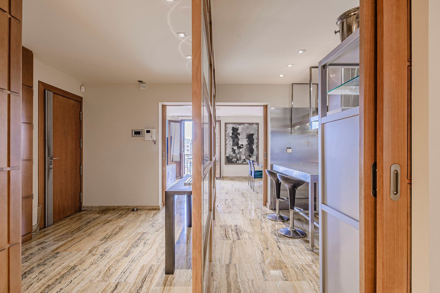 Apartment in Barcelona, Spain 3 bedrooms, 221 sq.m. No. 160772