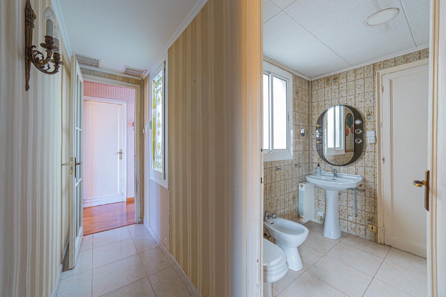 Apartament w Barcelona, Hiszpania 4 sypialnie, 130 mkw. nr 160771