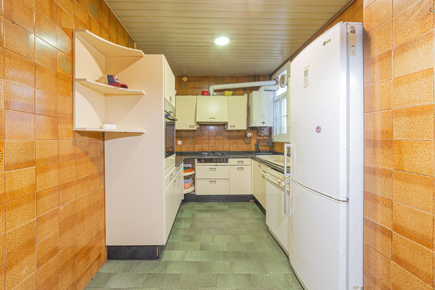 Apartament w Barcelona, Hiszpania 4 sypialnie, 130 mkw. nr 160771