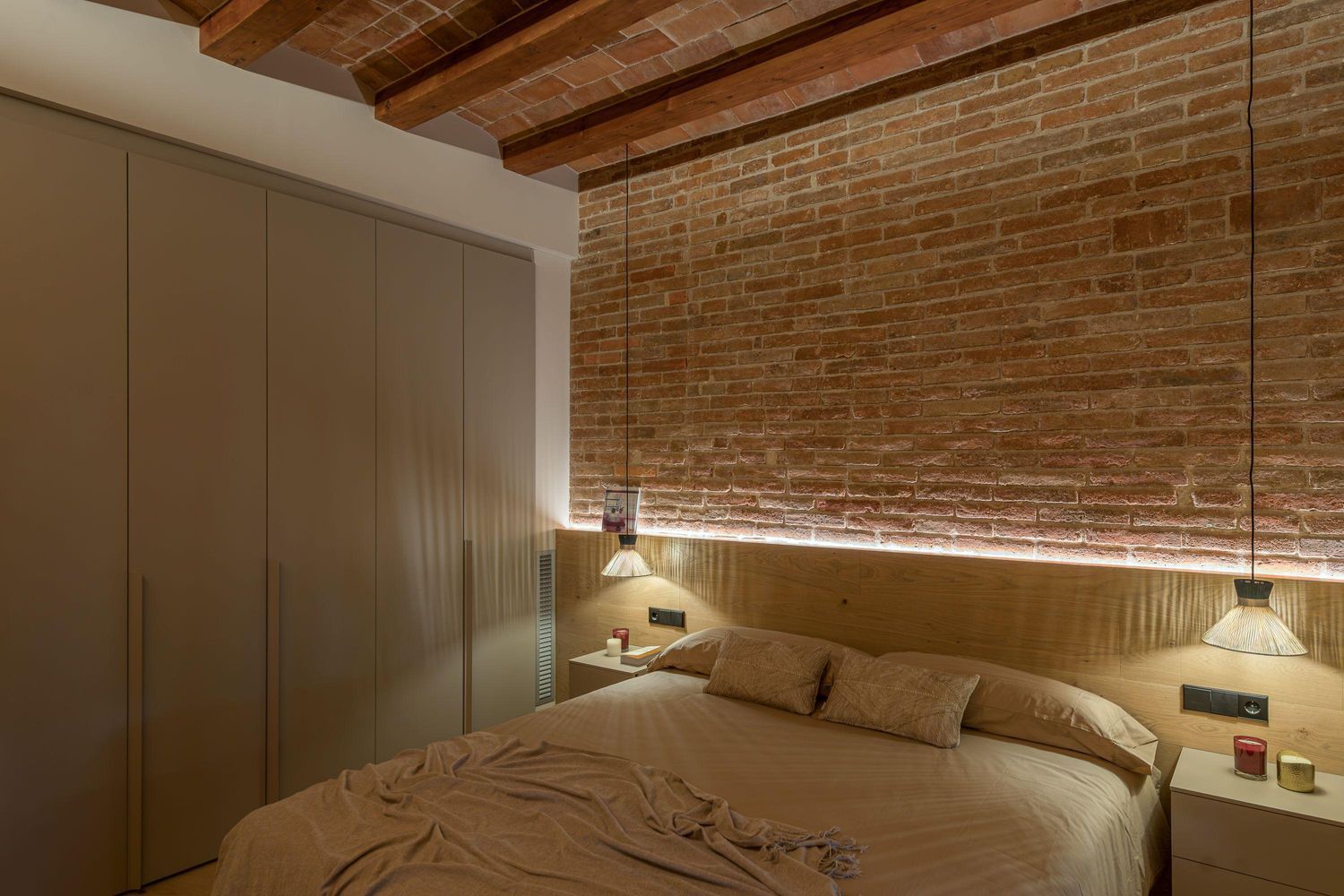 Apartment in Barcelona, Spain 3 bedrooms, 124 sq.m. No. 160770