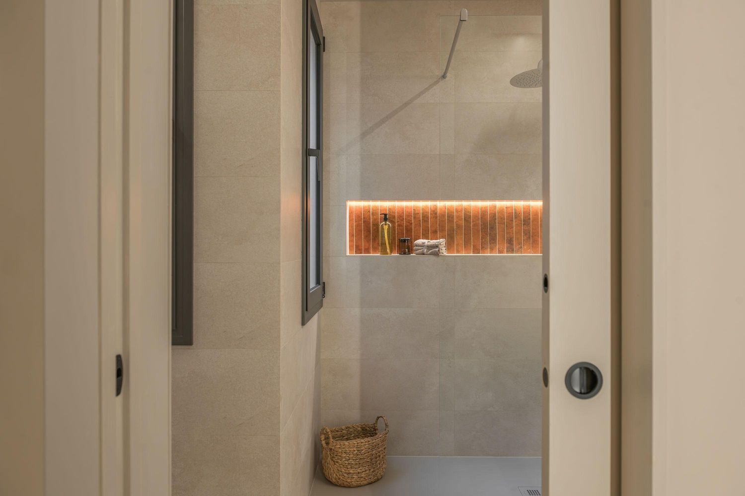 Apartment in Barcelona, Spain 3 bedrooms, 124 sq.m. No. 160770
