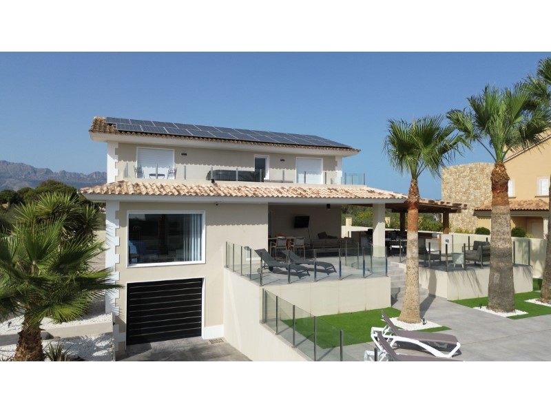 Villa en Albir, Alicante, España 4 dormitorios,  No. 179594