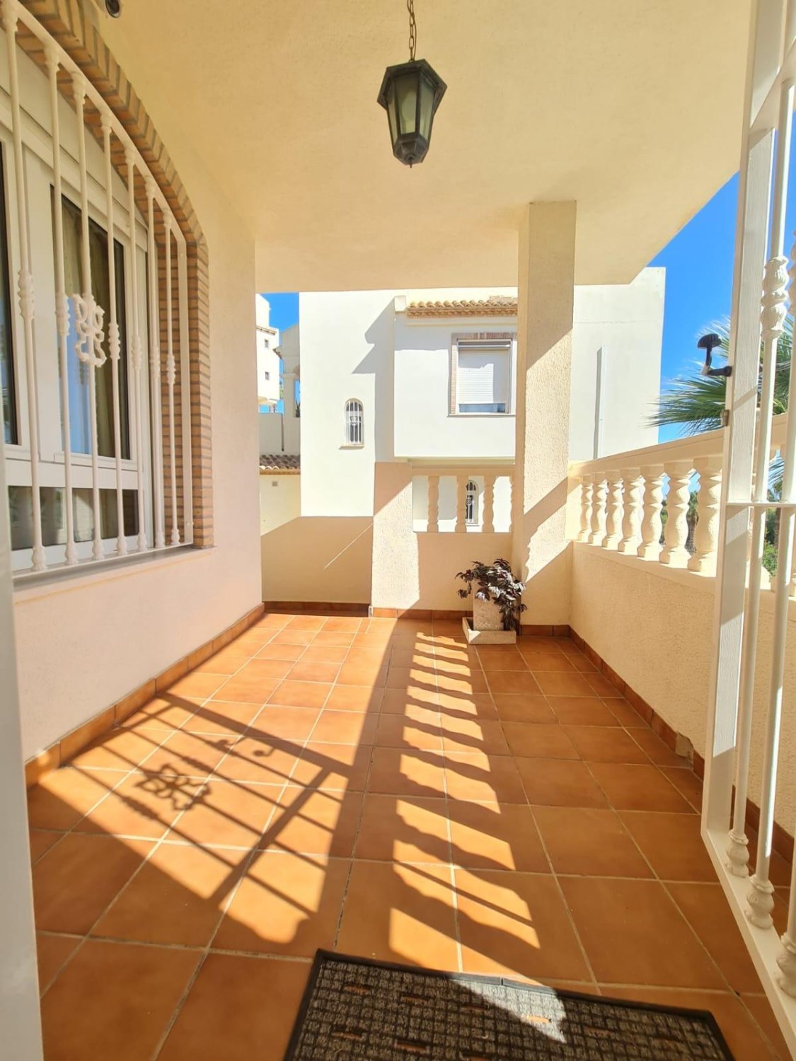 Villa i Filipinas, Alicante, Spanien 3 sovrum, 124 kvm. Nr. 179593