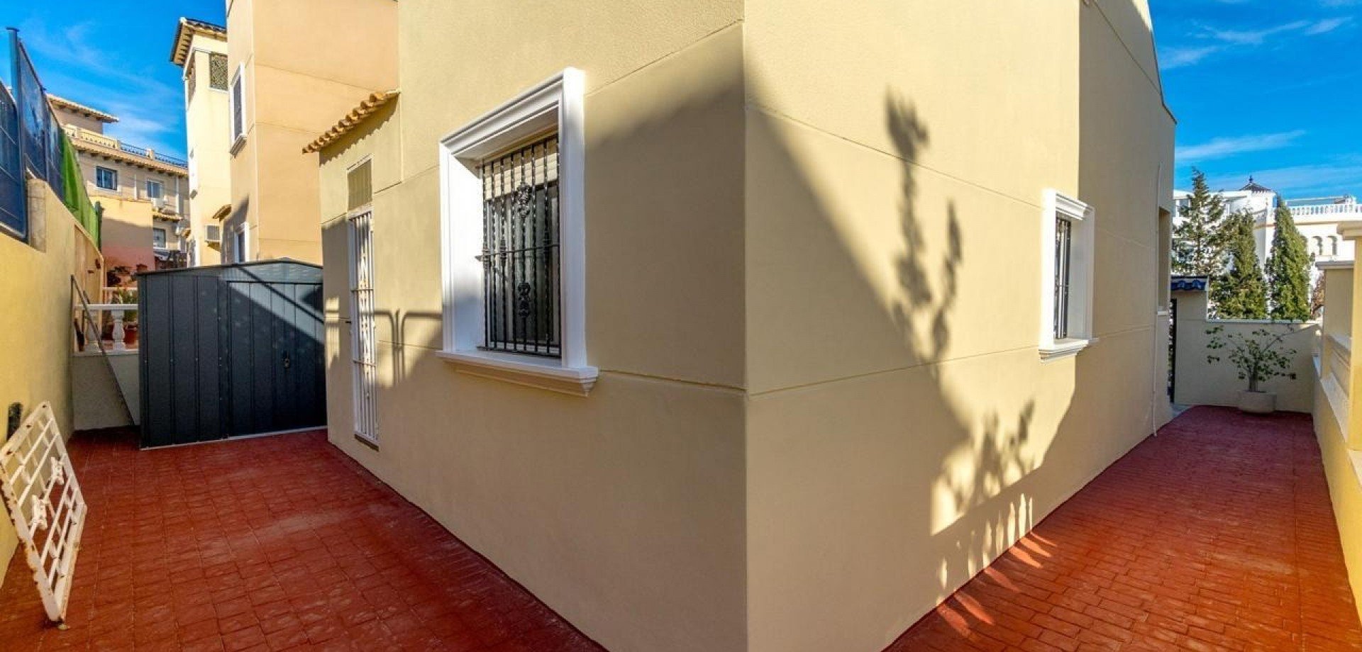 Villa in Alicante, Spanien 3 Schlafzimmer, 120 m2 Nr. 179589