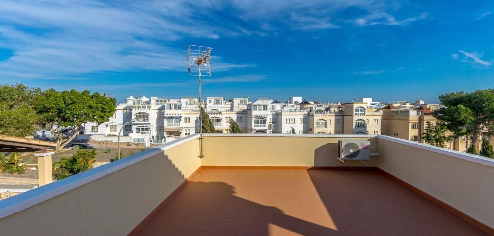 Villa in Alicante, Spanien 3 Schlafzimmer, 120 m2 Nr. 179589