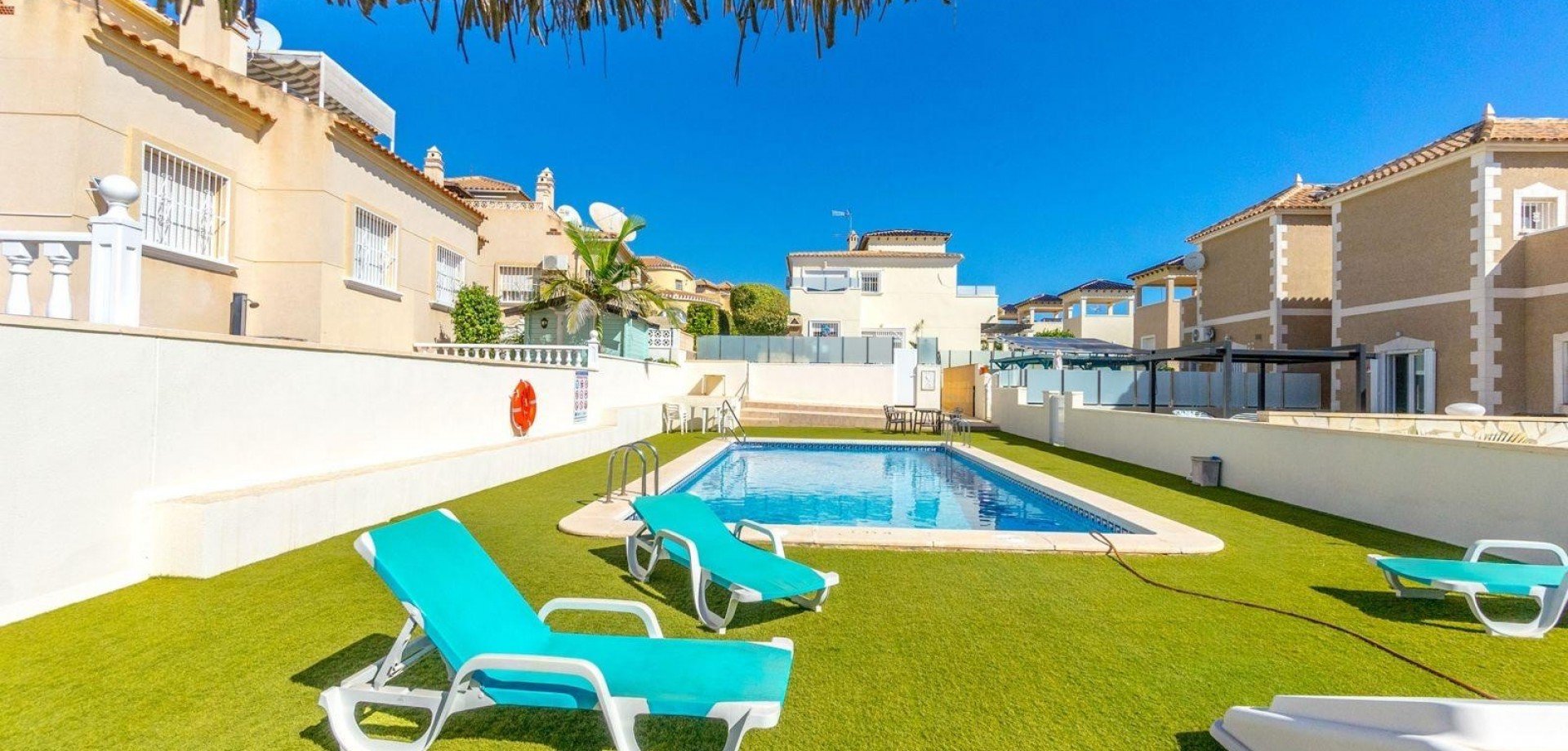 Villa in Alicante, Spanien 3 Schlafzimmer, 120 m2 Nr. 179589