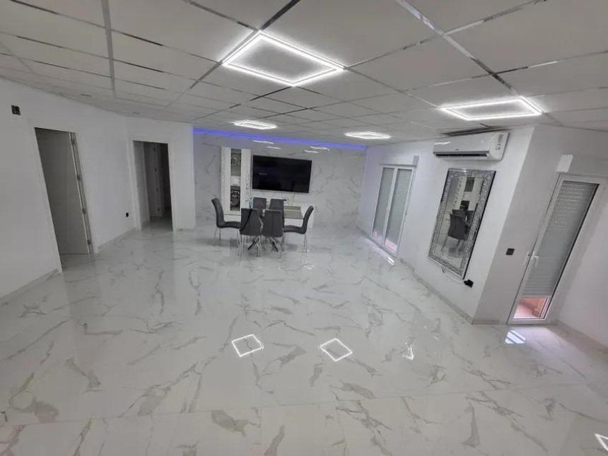 Appartamento a Almoradi, Alicante, Spagna 3 camere da letto, 360 mq. N° 184209
