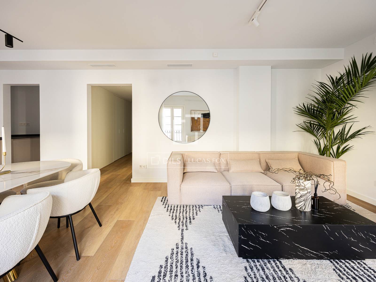 Dzīvoklis Barcelona, Spānijā 3 istabas, 108 m2 Nr. 150725