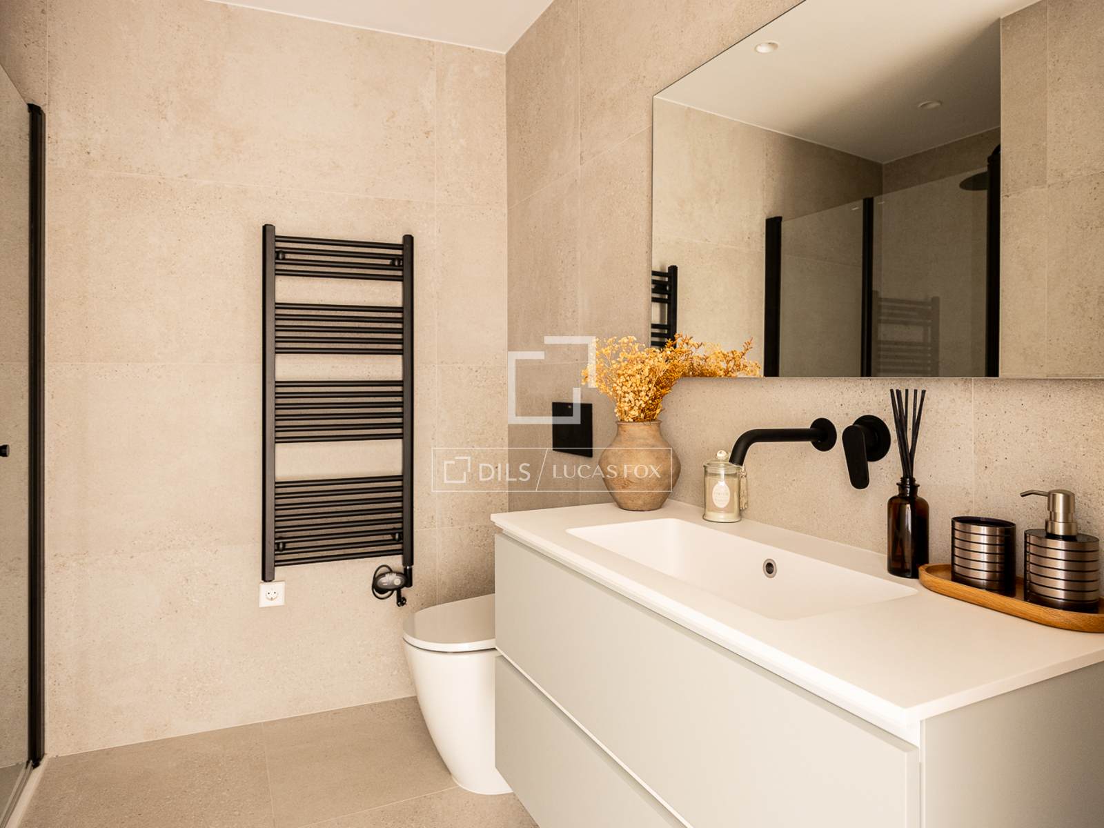 Dzīvoklis Barcelona, Spānijā 3 istabas, 108 m2 Nr. 150725
