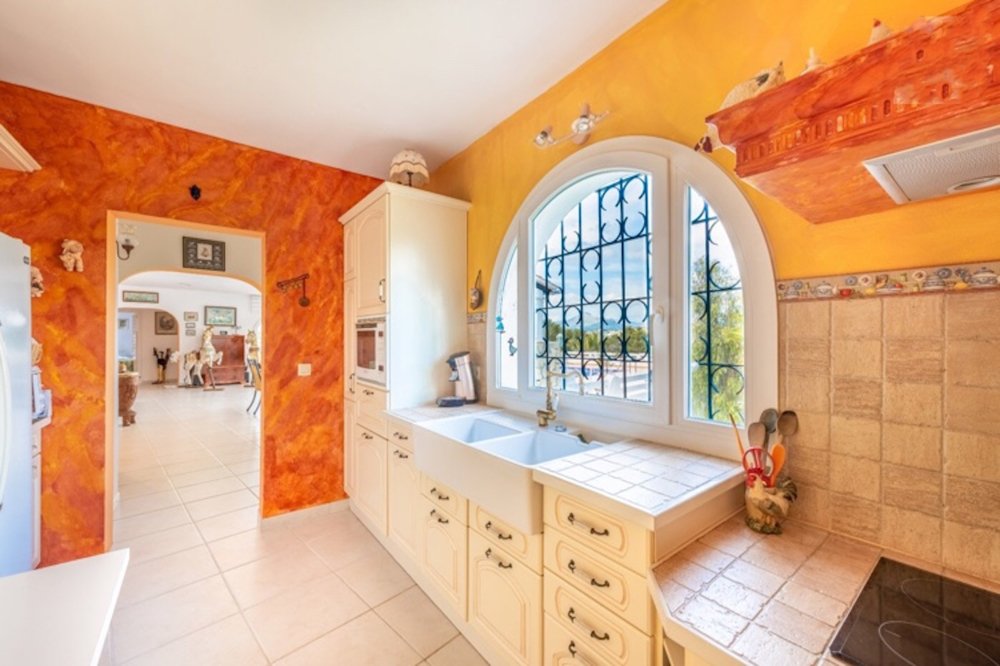 Villa Santa Ponsa, Mallorca, Spānijā 4 istabas, 305 m2 Nr. 103942