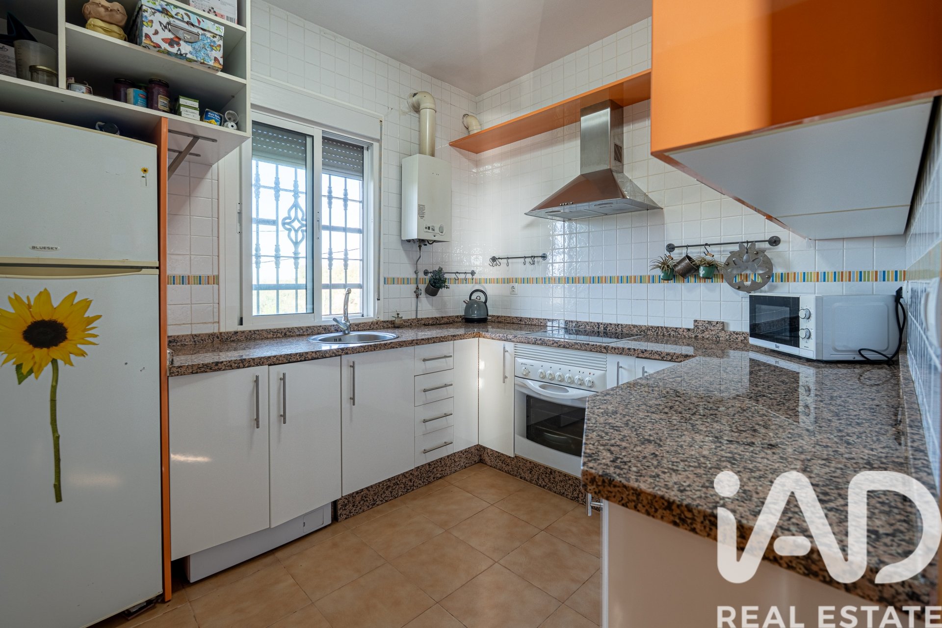 Сasa en Gibraleón, Huelva, España 3 dormitorios, 109 m2 No. 185411