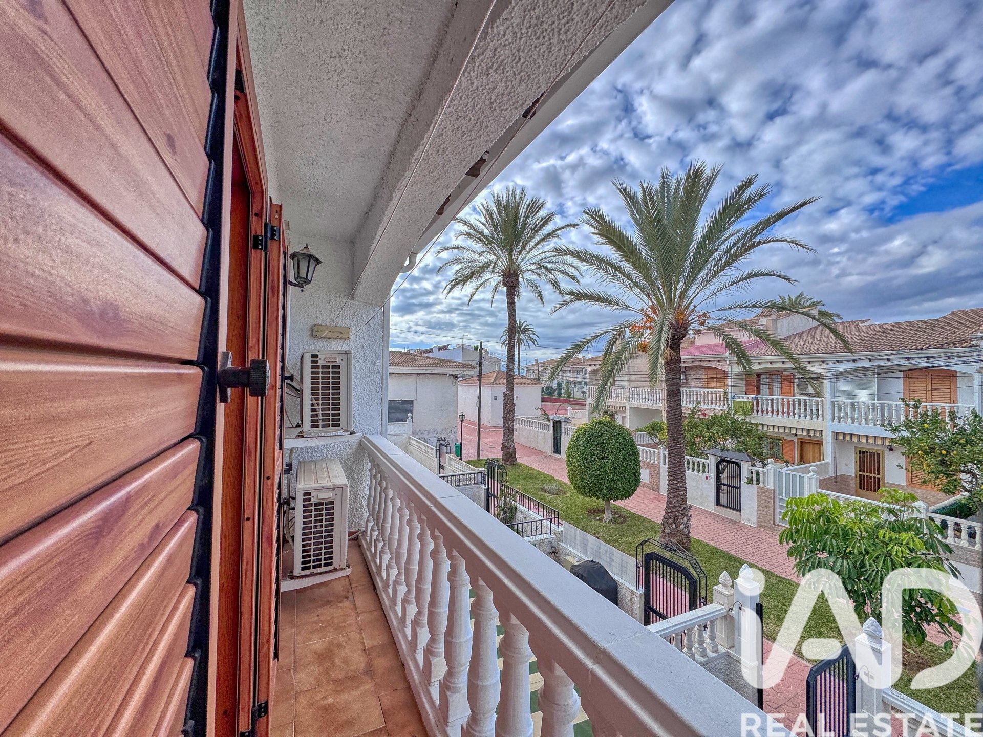 Townhouse in Santa Pola, Alicante, Spain 2 bedrooms, 60 sq.m. No. 185409